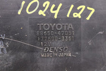 Load image into Gallery viewer, Temperature Computer Toyota Prius 2006 06 2007 07 2008 08 2009 09 - 1024127