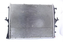 Load image into Gallery viewer, RADIATOR Cayenne 2003 03 2004 04 2005 05 2006 06 2007 07 2008 08 09 10 - 1026135