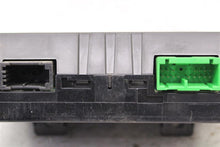 Load image into Gallery viewer, RADIO DISPLAY Volvo S60 XC60 2009 09 2010 10 2011 11 2012 12 - 1026333
