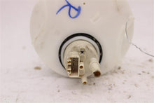 Load image into Gallery viewer, FUEL PUMP C250 C300 C350 C63 CL550 CL600 CL63 SL600 SL63 SL65 07-14 - 1030470