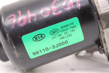 Load image into Gallery viewer, WINDSHIELD WIPER MOTOR Kia Borrego 2009 09 2010 10 2011 11 - 1030496