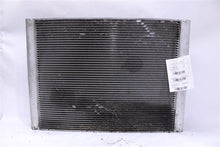 Load image into Gallery viewer, RADIATOR BMW 750i 530i 525i 2004 04 2005 05 2006 06 2007 07 2008 08 Auto - 1035404