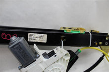 Load image into Gallery viewer, FRONT DOOR WINDOW REGULATOR A4 Allroad S4 12 13 14 15 16 Right - 1037528