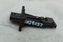 Load image into Gallery viewer, Mass Air Flow Sensor Meter MAF M35H Q50 Q70 QX60 Altima Murano 12-17 - 1039037