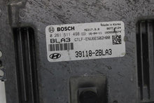 Load image into Gallery viewer, ECU ECM COMPUTER Sonata Sonata Hybrid 2015 15 2016 16 2017 17 - 1040644