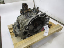 Load image into Gallery viewer, TRANSMISSION Hyundai Elantra 11 12 13 14 15 16 MANUAL - 1042578