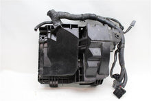 Load image into Gallery viewer, FUSE BOX Nissan Rogue 2008 08 2009 09 2010 10 - 1046394