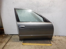 Load image into Gallery viewer, FRONT DOOR BMW 528i 525i 530i M5 540i 98 99 00 01 02 03 RIght - 1046908