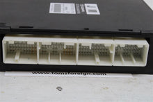 Load image into Gallery viewer, ECU ECM COMPUTER Subaru Legacy 2013 13 - 1050325