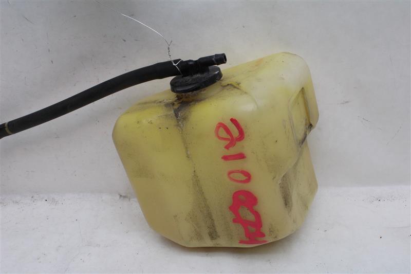 How to Add Refrigerant to a 1995 Lexus ES300 3.0L V6