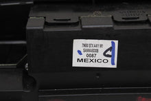 Load image into Gallery viewer, REAR TEMPERATURE CONTROLS Acura MDX 2007 07 2008 08 2009 09 - 1067169