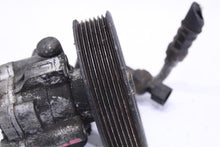 Load image into Gallery viewer, POWER STEERING PUMP Pathfinder Frontier Xterra 2005 05 06 07 08 09 - 13 - 1067189