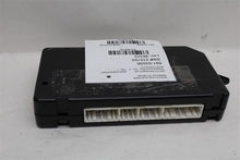 Load image into Gallery viewer, BODY CONTROL MODULE LAND ROVER DISCOVERY 01 02 03 04 - 1068705