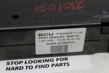 Load image into Gallery viewer, BODY CONTROL MODULE LAND ROVER DISCOVERY 01 02 03 04 - 1068705