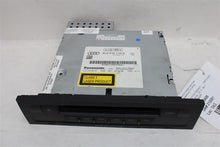 Load image into Gallery viewer, REMOTE CD CHANGER Audi Q7 07 08 09 10 11 - 1069181