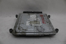 Load image into Gallery viewer, ECU ECM COMPUTER Kia Forte 2017 17 2018 18 - 1073666