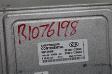 Load image into Gallery viewer, ECU ECM COMPUTER Kia Soul 2012 12 2013 13 - 1076198
