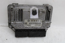 Load image into Gallery viewer, ECU ECM COMPUTER Volkswagen Passat 2013 13 2014 14 - 1077939