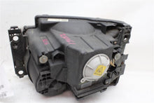 Load image into Gallery viewer, HEADLIGHT LAMP ASSEMBLY Land Rover LR3 05 06 07 08 09 Right - 1078265