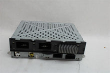 Load image into Gallery viewer, RADIO CONTROLS Audi A8 S8 2007 07 2008 08 2009 09 2010 10 - 1080381