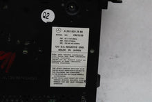 Load image into Gallery viewer, Radio Mercedes CLK320 C240 C320 C32 2001 01 2002 02 2003 03 2004 04 2005 05 - 1080475
