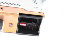 Load image into Gallery viewer, RADIO BMW X3 Z4 2008 08 AM FM CD - 1080918