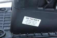 Load image into Gallery viewer, 2009 Volkswagen Jetta Floor Shifter - 1082934