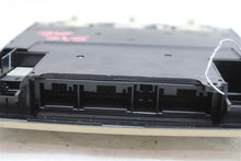 Load image into Gallery viewer, Console BMW 328i 2011 11 - 1084763