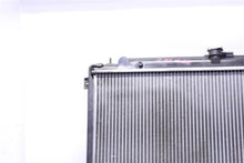 Load image into Gallery viewer, RADIATOR Frontier Pathfinder Xterra 2005 05 06 07 08 09 10 Auto - 1088904