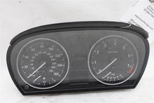 Load image into Gallery viewer, SPEEDOMETER CLUSTER 323i 328i X1 07 08 09 10 11 12 13 14 15 - 1090336