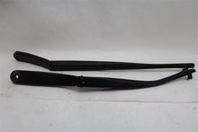Load image into Gallery viewer, WINDSHIELD WIPER ARM BMW 535i 2013 13 - 1091790