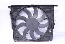 Load image into Gallery viewer, RADIATOR FAN ASSEMBLY 535i 535i Gt 640I 740i 740il Active 5 10-17 - 1091816
