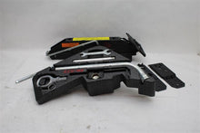 Load image into Gallery viewer, JACK Porsche Cayenne 2009 09 - 1092295