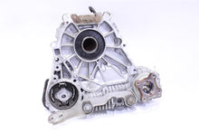 Load image into Gallery viewer, TRANSFER CASE BMW 530xi 528xi 328xi 332xi 2006 06 2007 07 2008 08 09 2010 10 - 1093072