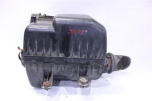 Load image into Gallery viewer, AIR CLEANER BOX Toyota Tundra 2003 03 2004 04 - 1093361
