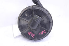 Load image into Gallery viewer, VACUUM PUMP 550i 645ci 650i 750i 750il 750LI 760li X5 03-10 - 1094396
