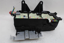 Load image into Gallery viewer, FUSE BOX Jaguar XE 2017 17 - 1095186