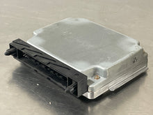 Load image into Gallery viewer, ECU ECM COMPUTER Volvo V70 S60 2001 01 02 NON TURBO - NW63066