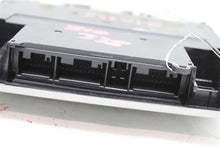 Load image into Gallery viewer, Console BMW 325i 2006 06 - 1095720