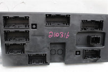 Load image into Gallery viewer, BODY CONTROL MODULE BCM COMPUTER XF XFR 2016 16 2017 17 - 1095734
