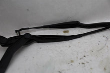 Load image into Gallery viewer, WINDSHIELD WIPER ARM Mercedes-Benz E350 E550 E63 2010 10 - 1095773