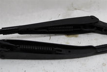 Load image into Gallery viewer, WINDSHIELD WIPER ARM Mercedes-Benz E350 E550 E63 2010 10 - 1095773