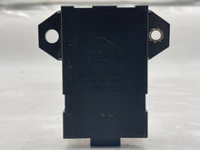 Load image into Gallery viewer, Window rain sensing computer Jaguar XK8 XJ8 2000 00 01 02 03 04 05 06 - NW33120