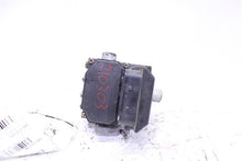 Load image into Gallery viewer, ABS PUMP Jaguar X Type 2002 02 2003 03 - 1097136