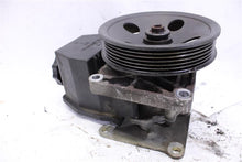 Load image into Gallery viewer, POWER STEERING PUMP Mercedes C230 SLK230 96 97 - 03 04 - 1098015