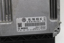 Load image into Gallery viewer, ECU ECM COMPUTER Volkswagen CC Passat 2008 08 2009 09 Auto - 1099929