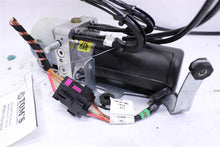 Load image into Gallery viewer, CONVERTIBLE TOP MOTOR Beetle 2003 03 2004 04 2005 05 06 07 08 09 10 - 1101589