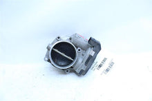 Load image into Gallery viewer, Mass Air Flow Sensor Meter MAF 135i 335i 528i 535i 535i Gt 640I 10-17 - 1101847