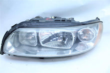 Load image into Gallery viewer, HEADLIGHT LAMP ASSEMBLY Volvo C70 V70 XC70 05 06 07 Left - 1102946