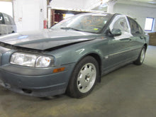 Load image into Gallery viewer, HEADLIGHT LAMP ASSEMBLY Volvo S80 99 00 01 02 03 04 05 06 Left - 499909